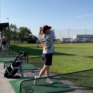 Meet your Posher, Connor